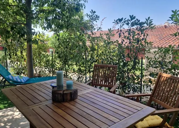 Hébergement de vacances 2 P Calme Cagnes-sur-Mer
